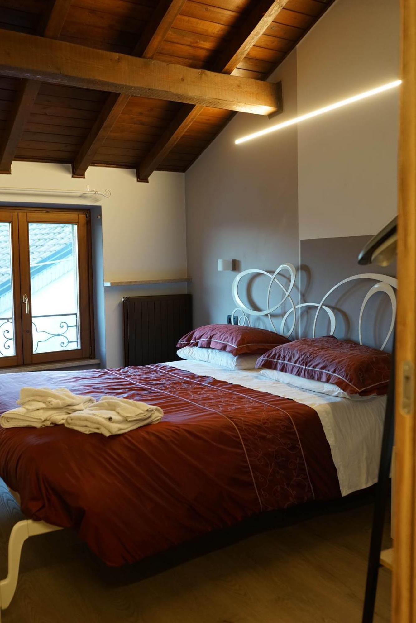 Portola La Vecchia Dimora Villa Roncola Exterior photo