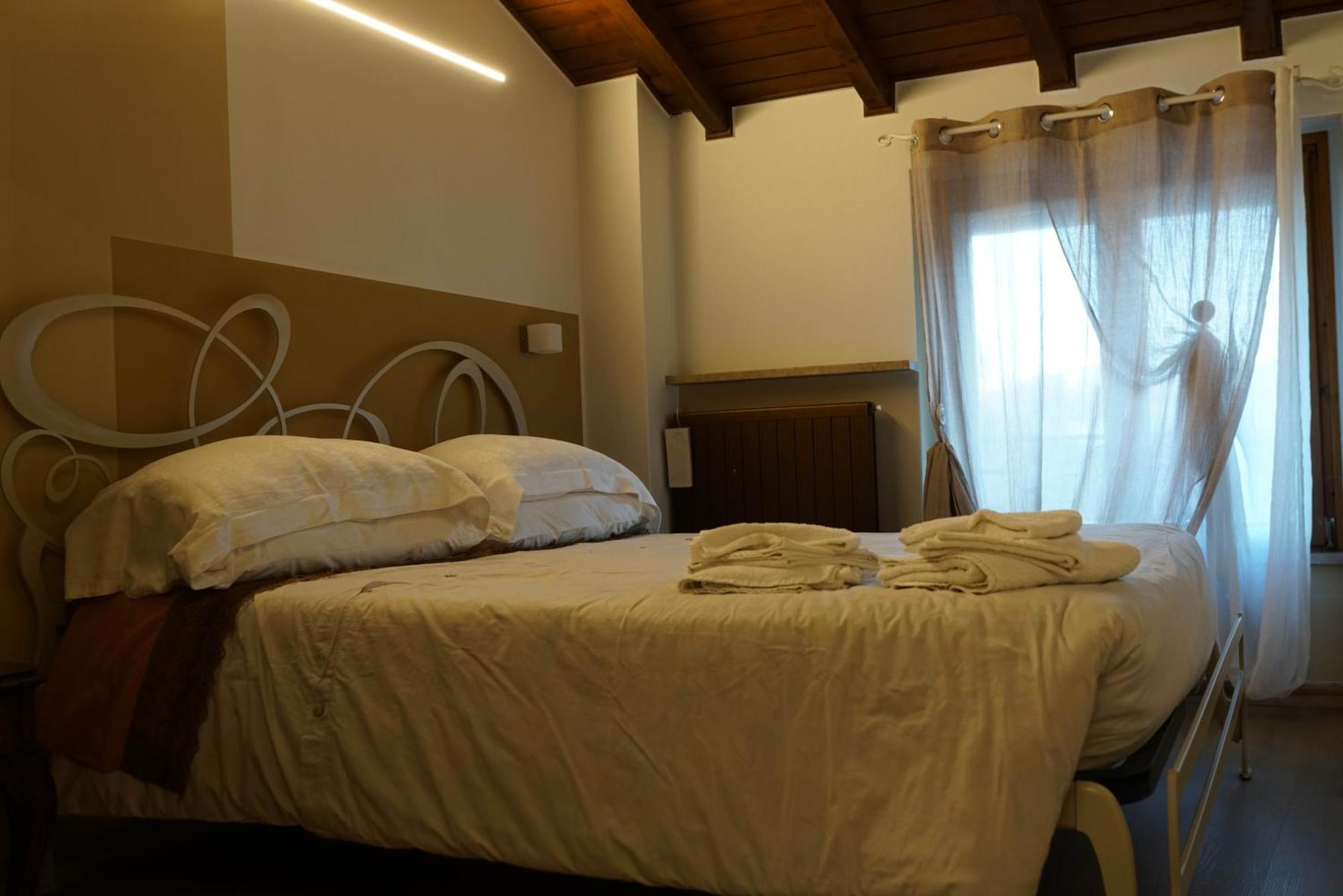 Portola La Vecchia Dimora Villa Roncola Exterior photo