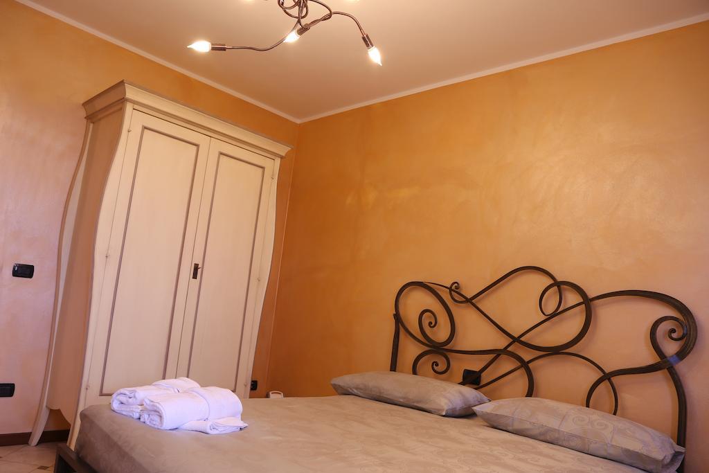 Portola La Vecchia Dimora Villa Roncola Room photo